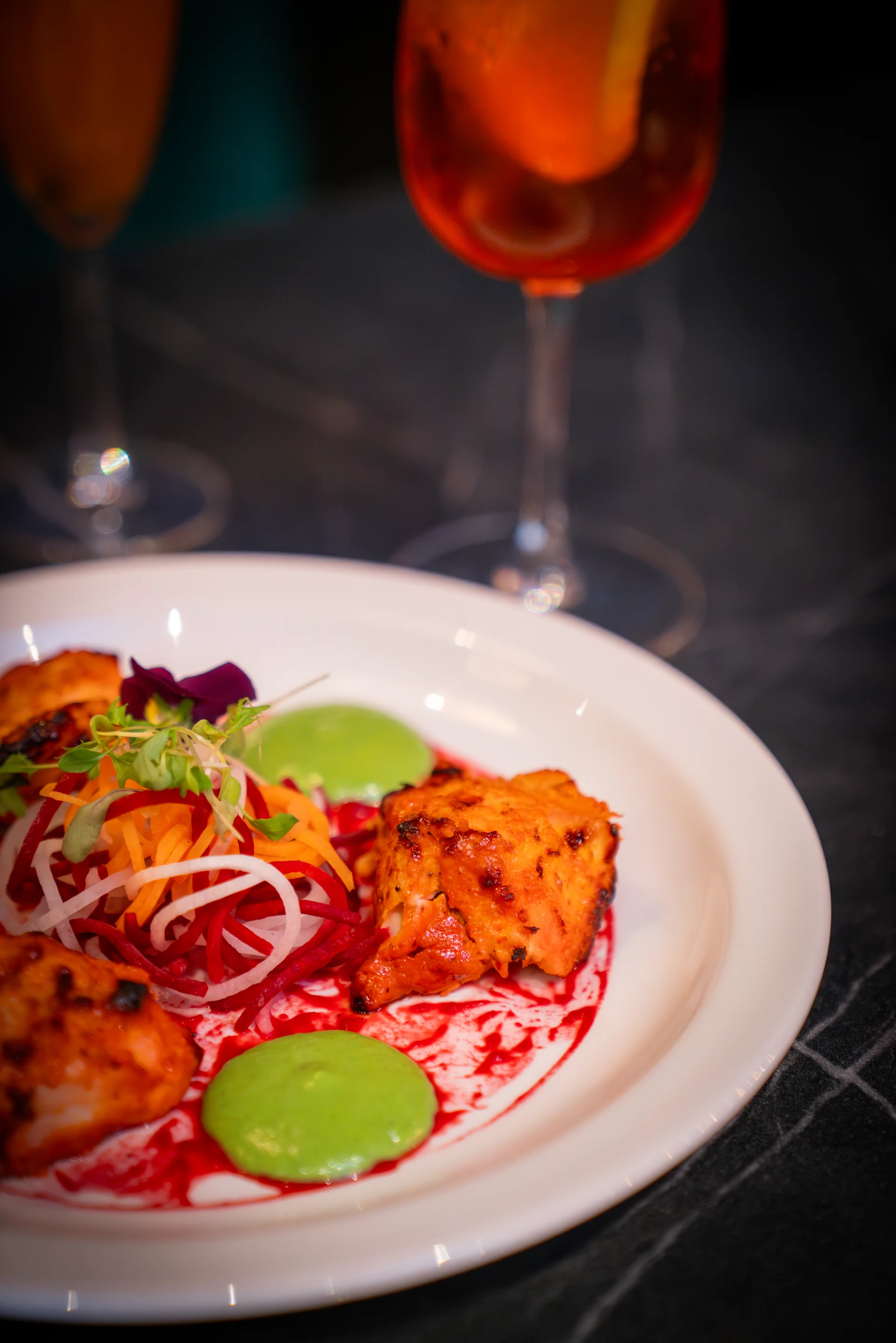 Chicken tikka at Cravorii